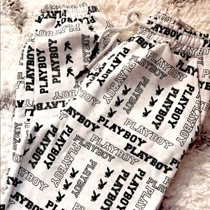 🐇 PLAYBOY x MISSGUIDED SWEATPANTS